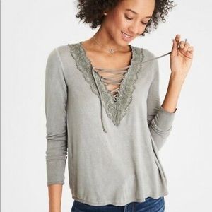 AMERICAN EAGLE soft & sexy lace-up long sleeve